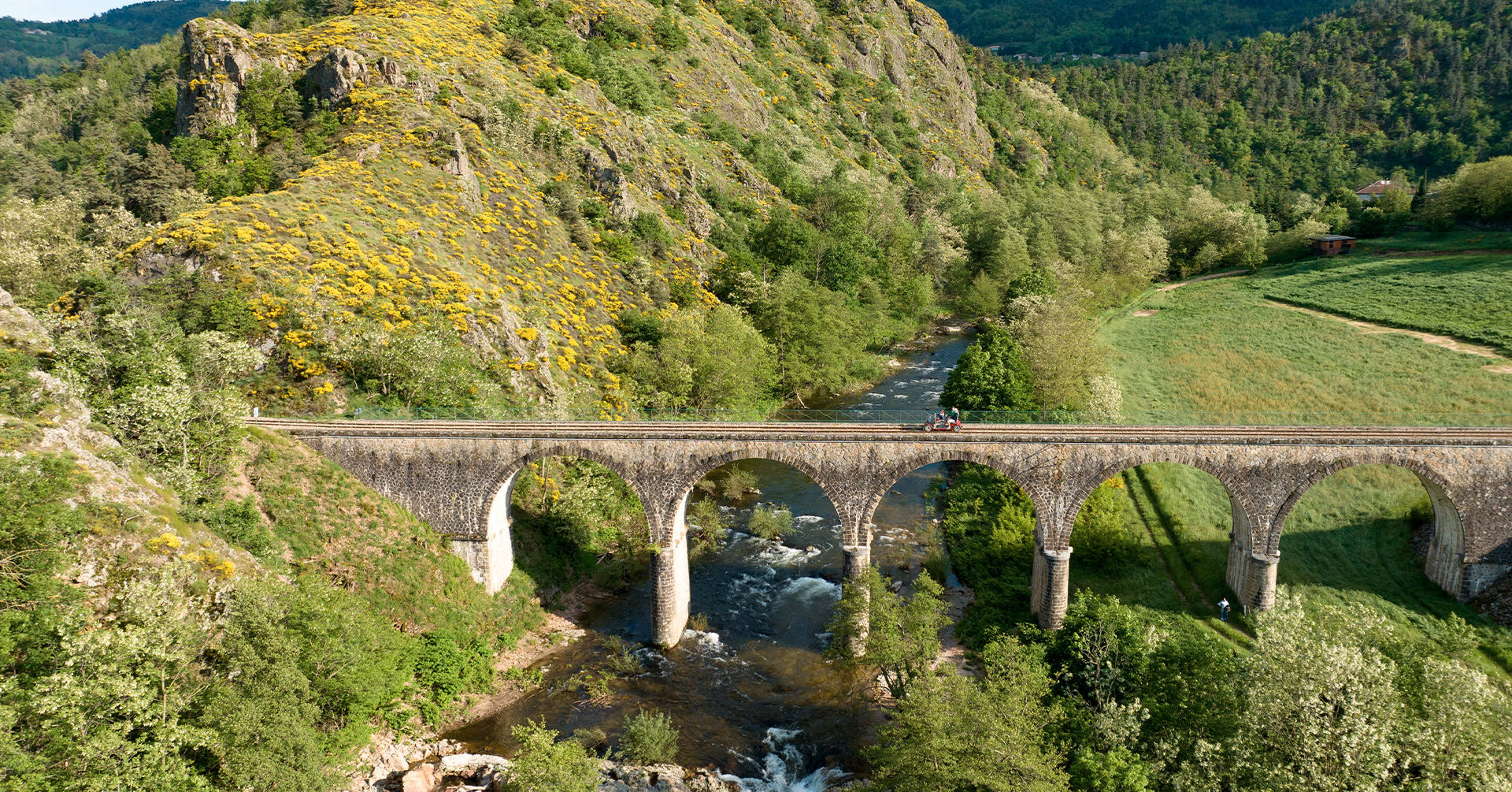 On répond à vos questions sur le Vélorail de l’Ardèche