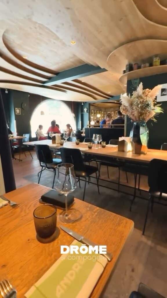 🍽️ On a testé le bistrot André (@pic.valence) d’@annesophiepic à Valence !…